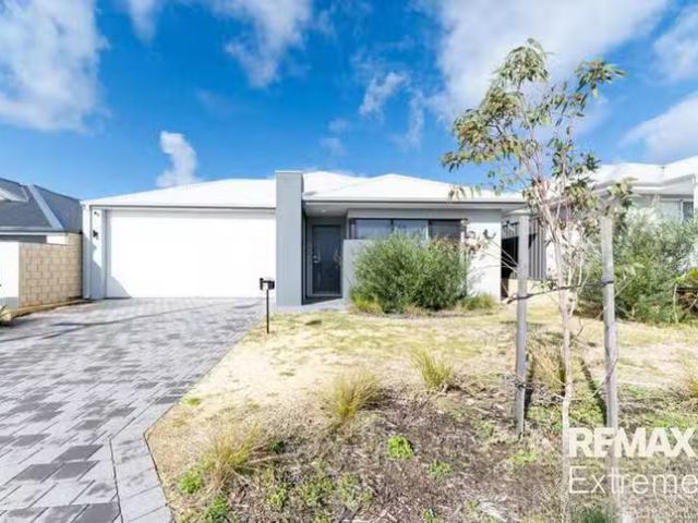 Just in! 27 Crusader Road, Banksia Grove, WA 6031
