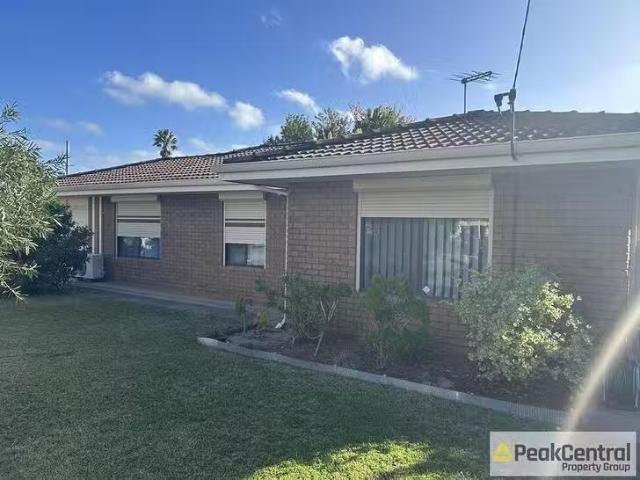 Rental! 27 Darile Street, Hillman, WA 6168