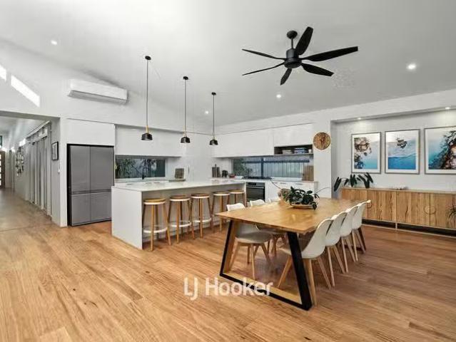 Cozy 27 Knapton Street, West Busselton, WA 6280