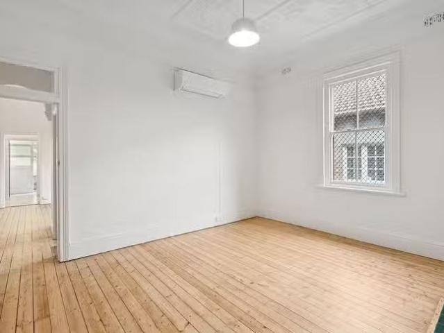 Deal! 27 Pacific Parade, Manly, NSW 2095