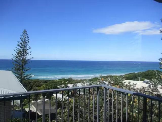 Charming 27 Pacific Terrace, EAST BALLINA Apartment for rent.