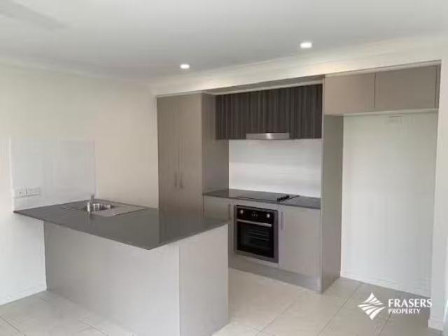 Nice 2/84 Palaszczuk Avenue, Collingwood Park, QLD 4301