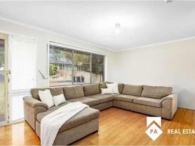 Rental! 28 Minchinbury Terrace, Eschol Park House for rent Li.