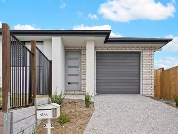 New 2/8 Darling Circuit, Plainland, QLD 4341