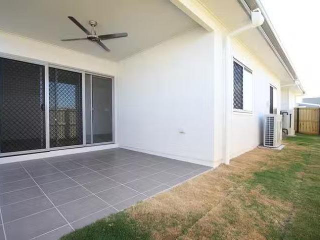 Just in! 28 Sunshine Crescent, Caloundra West, QLD 4551