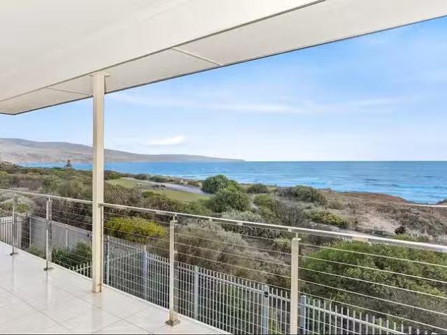 Nice 28 Seascape View, Sellicks Beach, SA 5174