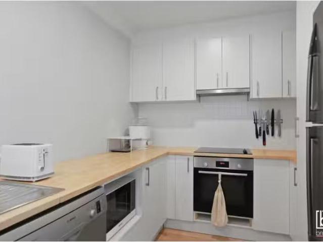 Nice 28 Spring Valley Avenue, GOROKAN House for rent Listed b.