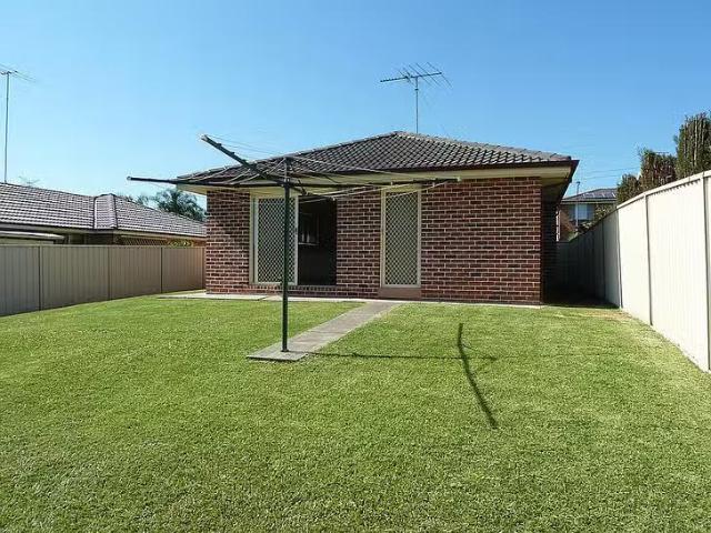 Nice 29 Bujan Street, Glenmore Park, NSW 2745