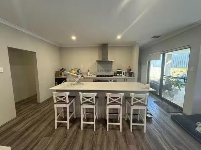 Rental! 29 Beautiful Road, Banksia Grove, WA 6031