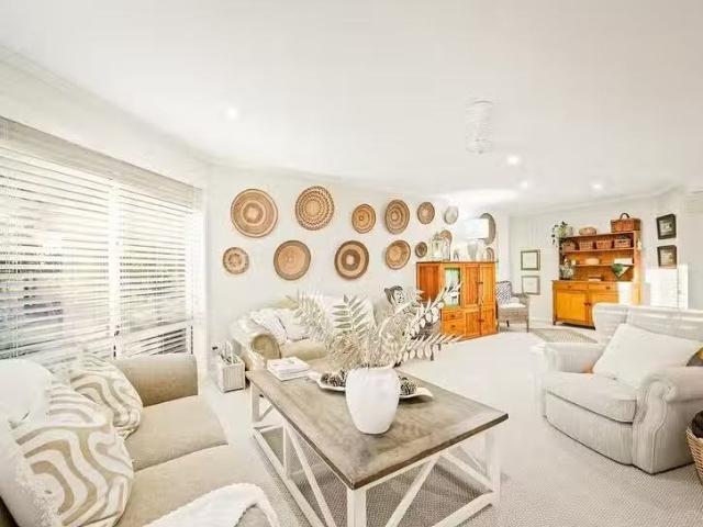 Unique 29 Concord Circuit, Robina, QLD 4226