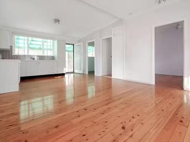 Cozy 29 Delia Avenue, Budgewoi, NSW 2262