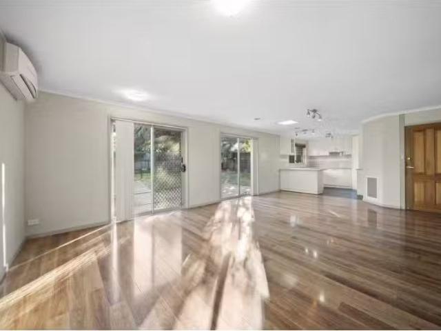 New 29 Eddy Crescent, Florey House for rent Listed by Propert.