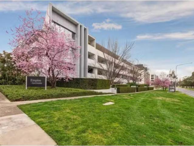 Cheap 20/28 Canberra Avenue, Forrest Apartment for rent Liste.