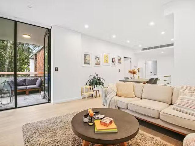 Deal! 204/15 Regent Street, Petersham, NSW 2049