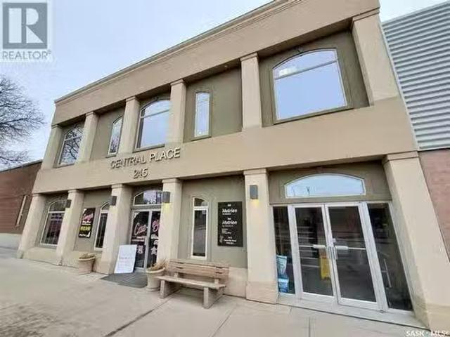 New 204 245 Central Avenue N, Swift Current, SK, S9H 0L3 com.