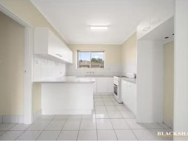 Just in! 20/63 Molonglo Street, Queanbeyan Apartment for rent.