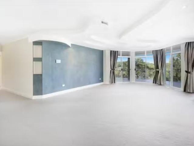 Deal! 20/81 Woodlands Avenue, Lugarno Apartment for rent List.