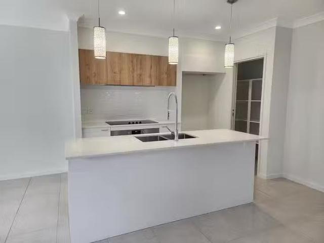Nice 20 Breeze Street, Morayfield, QLD 4506
