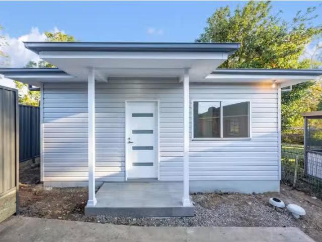 Nice 20a Western Avenue, BLAXLAND Apartment for rent Listed b.