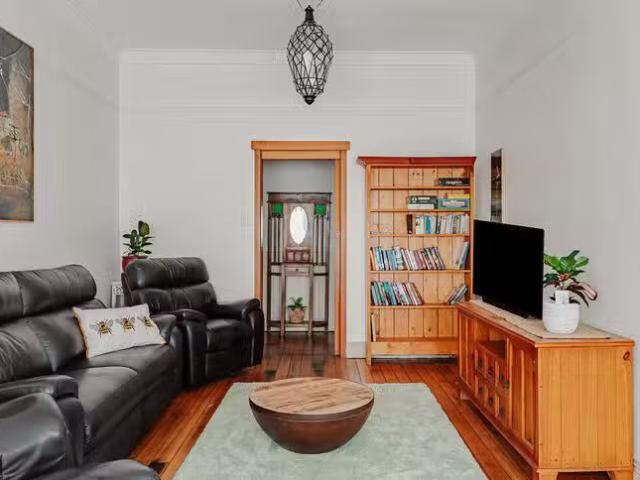 Unique 210A Mount Street, Upper Burnie, TAS 7320