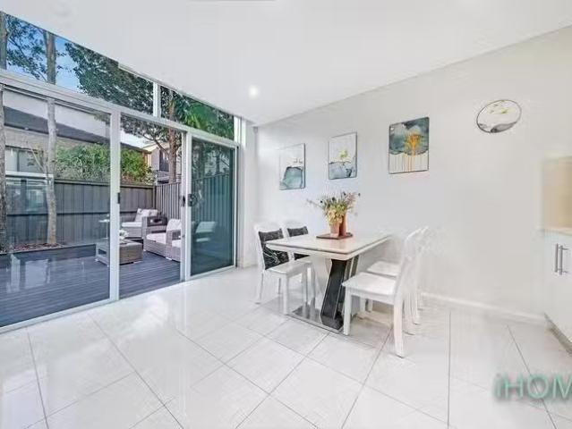 Charming 21/14 20 Madeira Street, Sylvania, NSW 2224