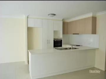 Deal! 2/11 Taragon Street, Glenvale, QLD 4350