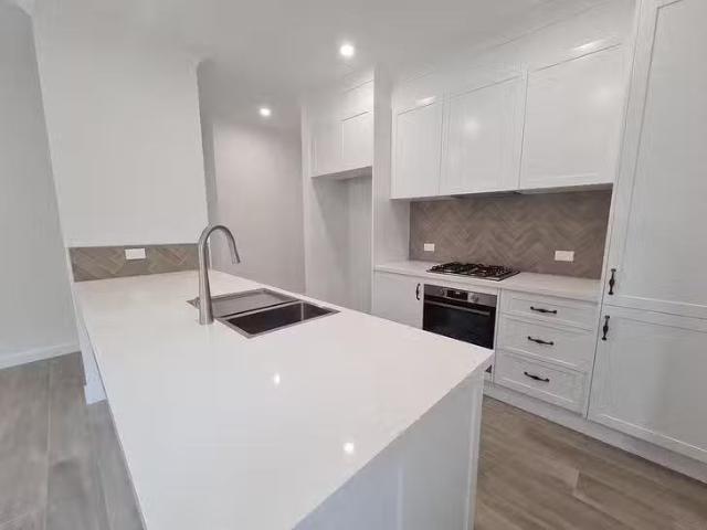 Deal! 21/33 35 Kirkham Street, Moss Vale, NSW 2577