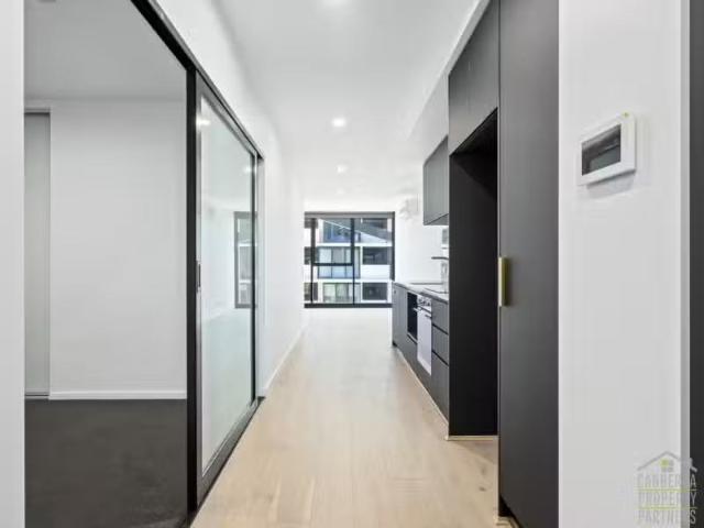 Charming 213/81 Cooyong Street, Reid Apartment for rent Liste.