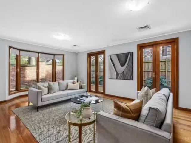 Cozy 2/15 Wellington Street, Kew VIC 3101 Townhouse Auction