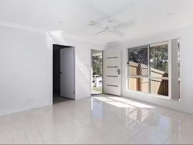 Cozy 2/18 Conifer Avenue, Brassall, QLD 4305