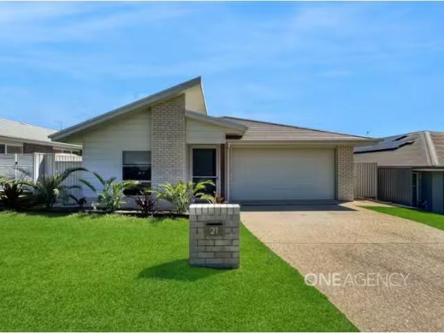 Just in! 21 Aquarius Avenue, Lake Cathie House for rent Liste.