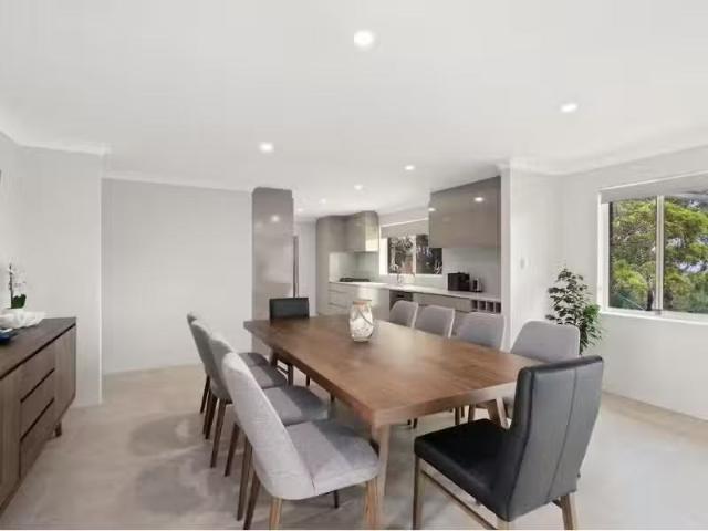 Unique 21 Bellevue Crescent, North Avoca House for rent Liste.