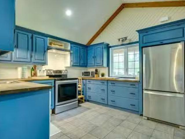 New 21 BR 198 Ch. Beaulne, Piedmont, QC, J0R 1K0 house for l.