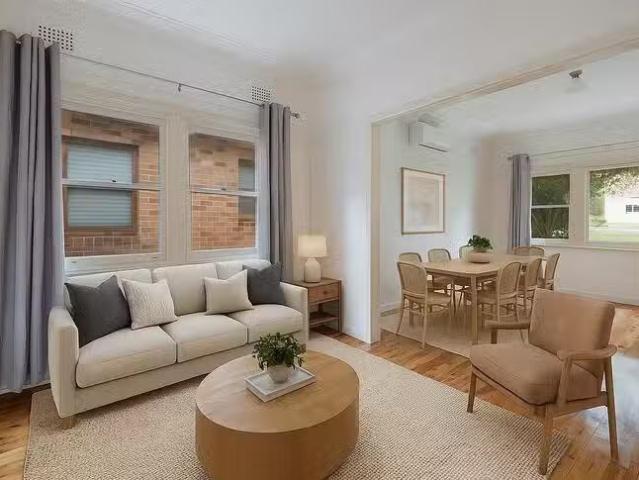 Charming 21 Hammond Avenue, Normanhurst, NSW 2076