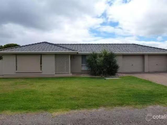 Deal! 21 Harvey Crescent, Aldinga Beach, SA 5173