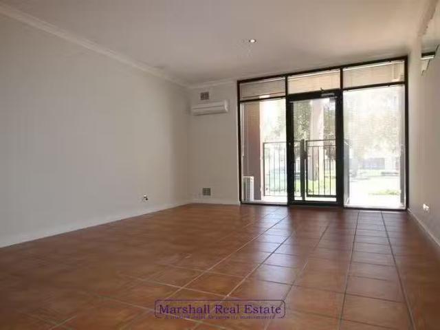 Cozy 2/1 Plaistow Street, Joondalup, WA 6027