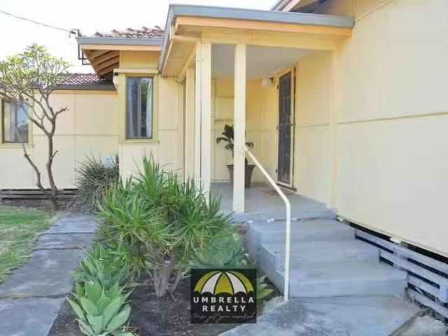 Nice 21 Shines Crescent, Brunswick, WA 6224