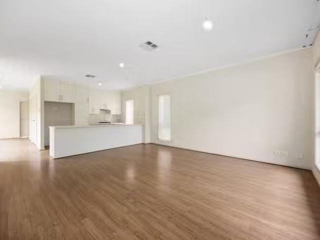 Charming 21A Fulton Street, Gilles Plains, SA 5086