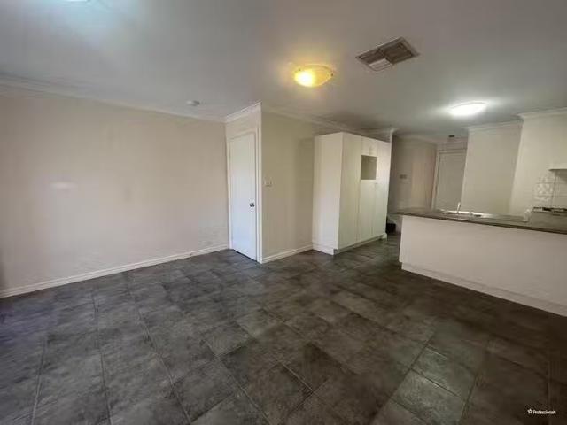 Cozy 2/20 Egan Street, Kalgoorlie, WA 6430