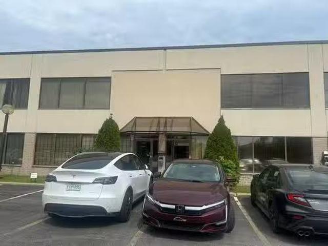 Rental! 2286 Ch. St François, Dorval, QC, H9P 1K2 commercial.