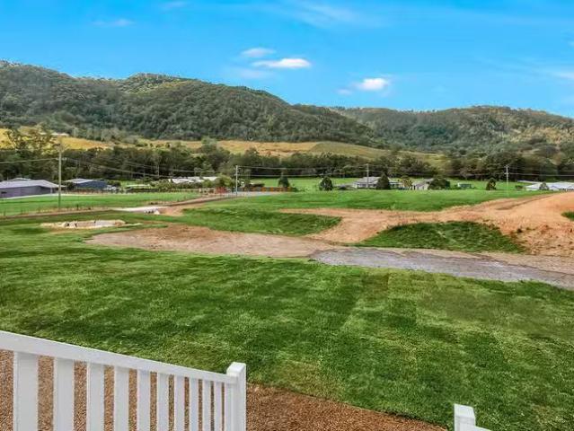 Cheap 22 Clearwater Court, Wongawallan, QLD 4210