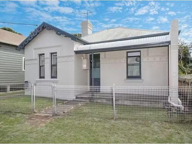 For Rent! 22 George Street, Tighes Hill House for rent Listed.