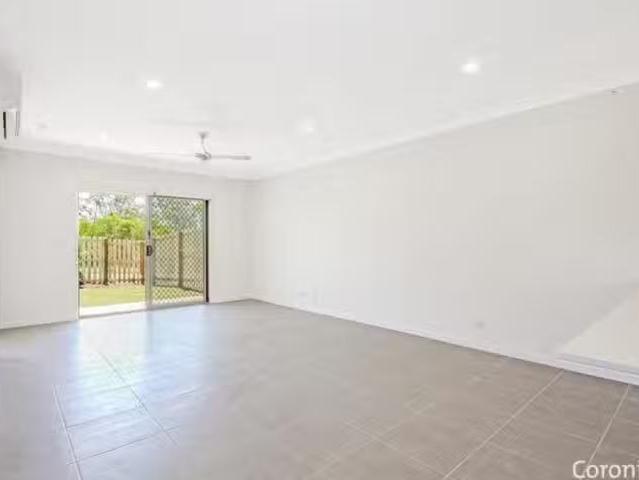 Deal! 2/2 Tarong Avenue, North Lakes, QLD 4509