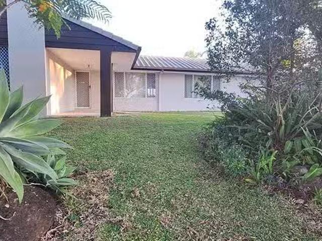 Rental! 22 Zoeller Drive, Parkwood, QLD 4214