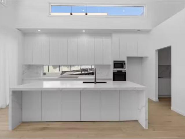 Cheap 22A Curtis Avenue, Taren Point House for rent Listed by.