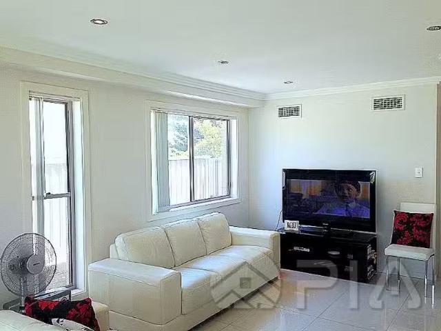 For Rent! 22A Stapleton St, Wentworthville Townhouse for rent.
