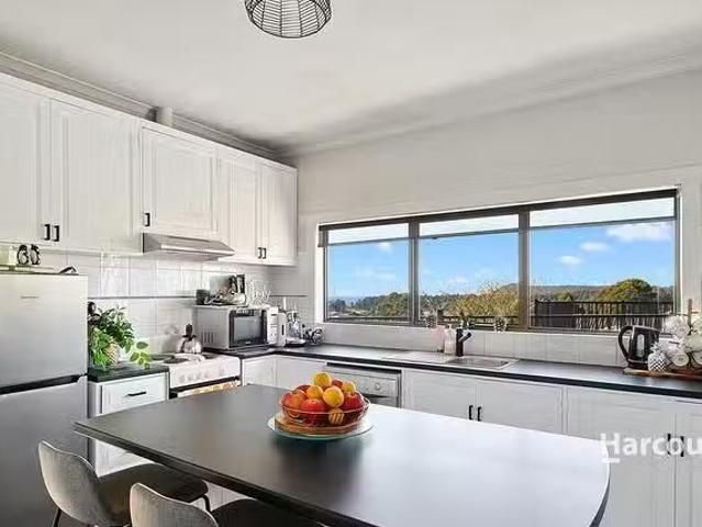 Cheap 231 Mount Street, Upper Burnie, TAS 7320