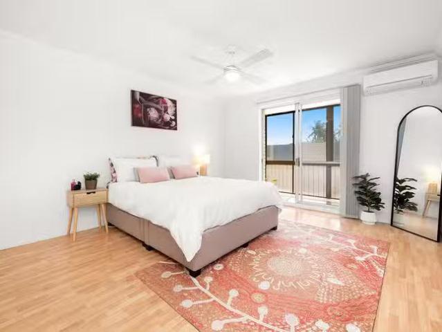 Just in! 2/35 Amelia Street, Coorparoo, QLD 4151