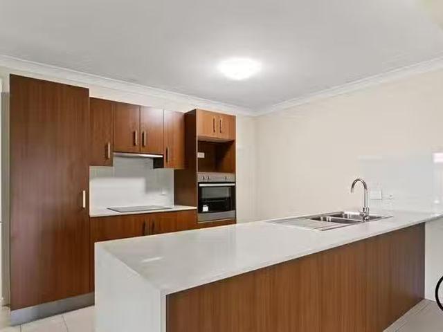Charming 2/38 Leanne Street, Marsden, QLD 4132