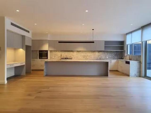 Cozy 23 Meadow Street, St Kilda East, VIC 3183